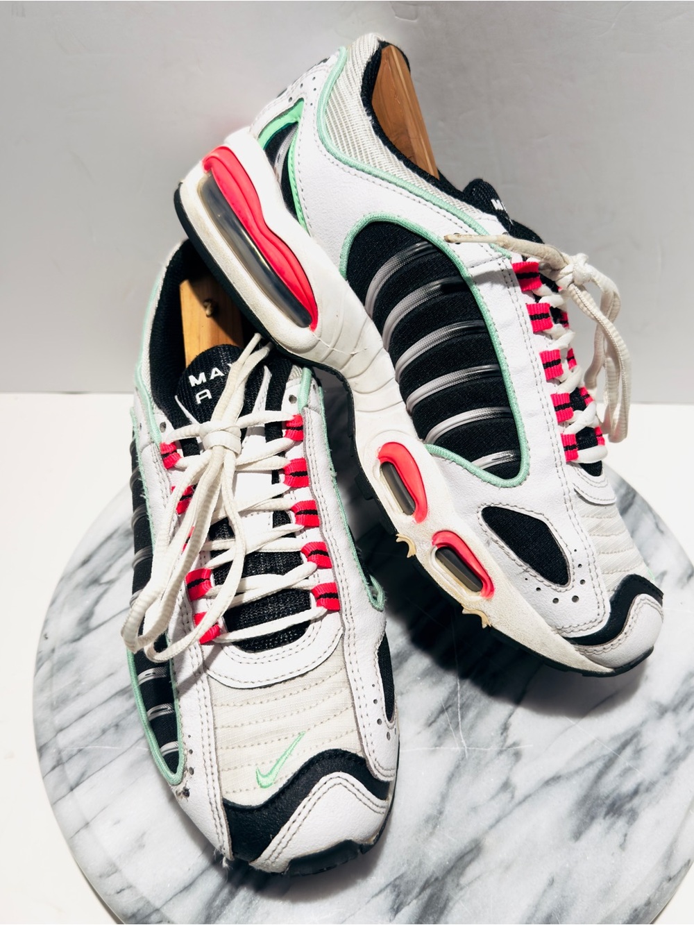 Nike Women’s Air Max Tailwind IV White/Hyper Pink CK2613-101 Size 8
